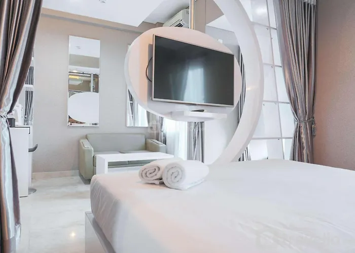 Premium And Spacious Studio Apartment At Capitol Park Residence By Travelio