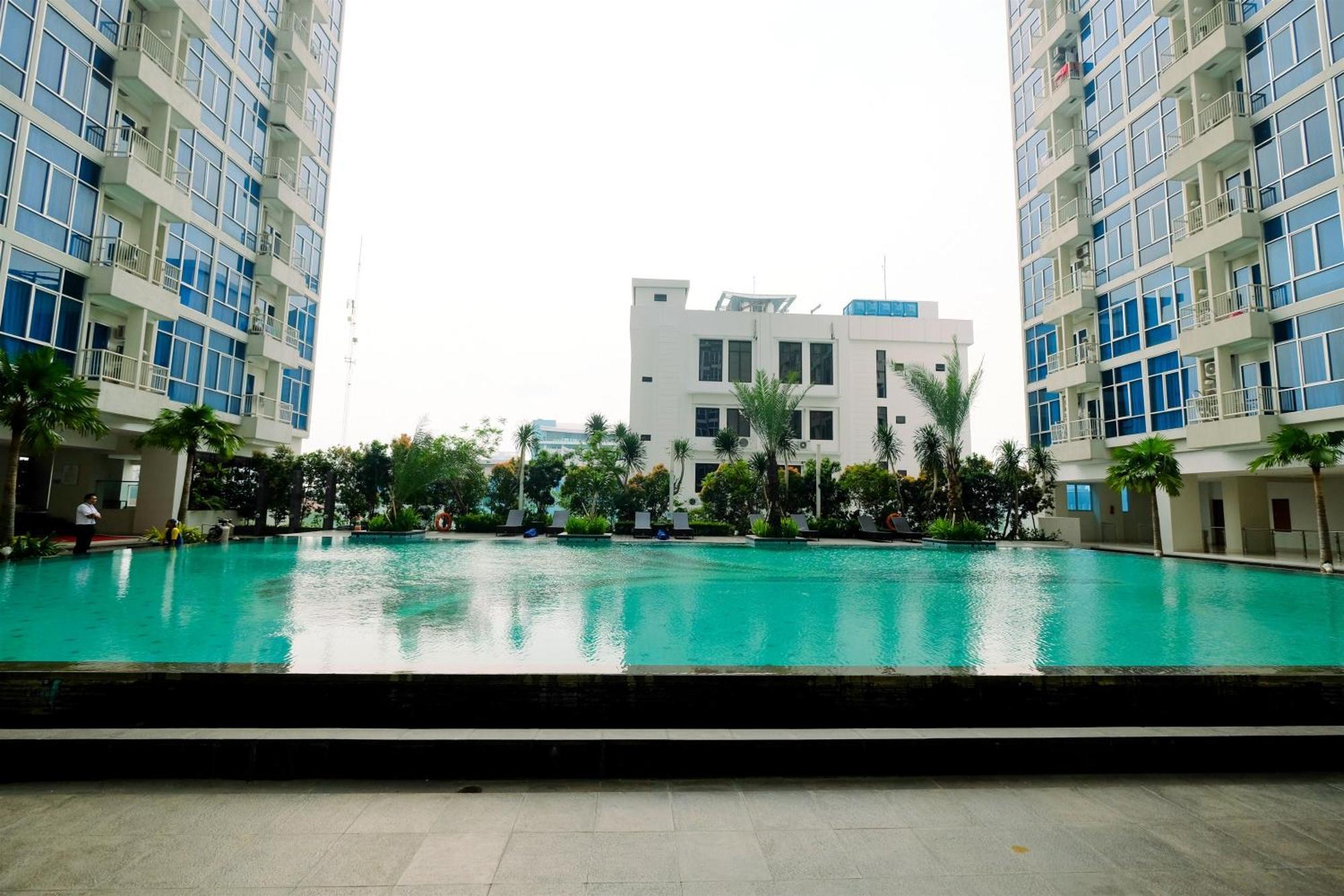 Premium And Spacious At Capitol Park By Travelio * Jakarta